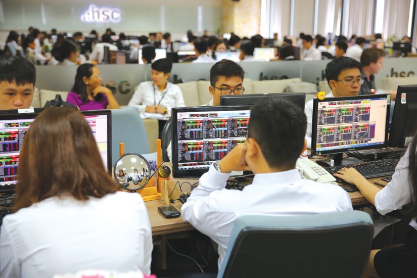 Tăng vốn gi&uacute;p c&aacute;c c&ocirc;ng ty chứng kho&aacute;n n&acirc;ng cao sức cạnh tranh. Ảnh minh họa