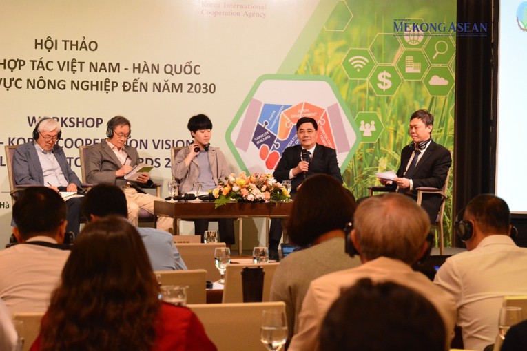 Trang Nhà Cái 555win.com - Đăng Nhập +555k v&agrave; chuy&ecirc;n gia thảo luận c&aacute;c vấn đề xoay quanh việc hợp t&aacute;c n&ocirc;ng nghiệp giữa Việt Nam v&agrave; H&agrave;n Quốc. Ảnh: L&ecirc; Hồng Nhung - 555win Login