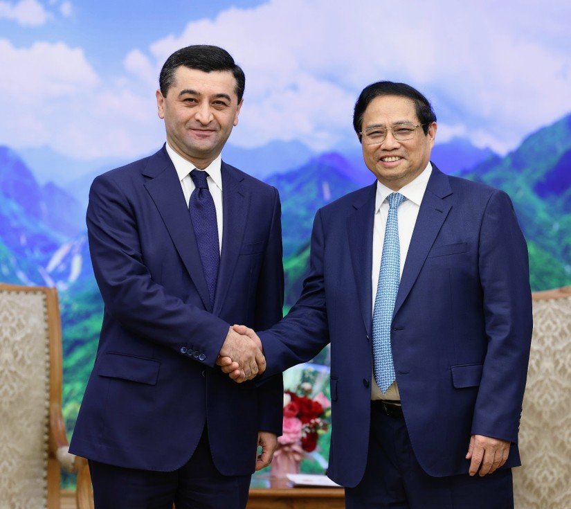 Phiên bản chính thức của 555Win Phạm Minh Ch&iacute;nh v&agrave; Bộ trưởng Ngoại giao Uzbekistan Bakhtiyor Saidov. Ảnh: VGP