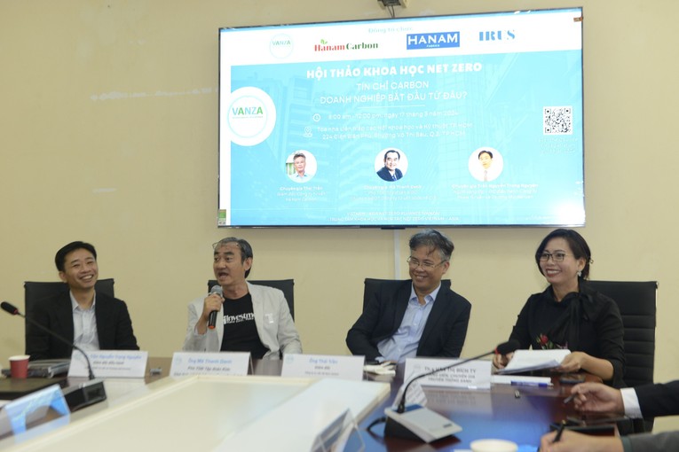 &Ocirc;ng M&atilde; Thanh Danh, Ph&oacute; Tổng Gi&aacute;m đốc Tập đo&agrave;n Kido &ndash; Chủ tịch HĐQT C&ocirc;ng ty Tư vấn quốc tế CIB chia sẻ tại hội nghị. Nguồn: VANZA