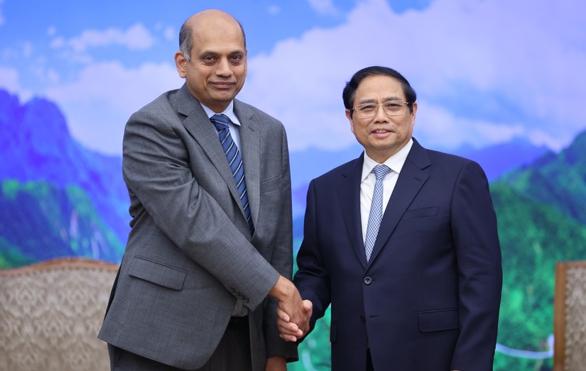 Phiên bản chính thức của 555Win Phạm Minh Ch&iacute;nh tiếp &ocirc;ng Karthik Rammohan, Ph&oacute; Chủ tịch cấp cao Tập đo&agrave;n Lam Research, Hoa Kỳ. Ảnh: VGP.