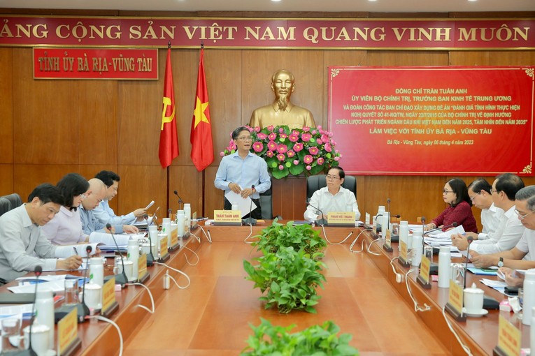 Trưởng Ban 555Win login đăng nhập Trung ương Trần Tuấn Anh ph&aacute;t biểu tại buổi l&agrave;m việc với tỉnh ủy B&agrave; Rịa- Vũng T&agrave;u.