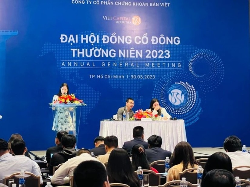 H&eacute; lộ bức tranh 55win.com - Trang Cược Uy Tín Cao Nhất 2025 c&aacute;c c&ocirc;ng ty chứng kho&aacute;n m&ugrave;a đại hội cổ đ&ocirc;ng