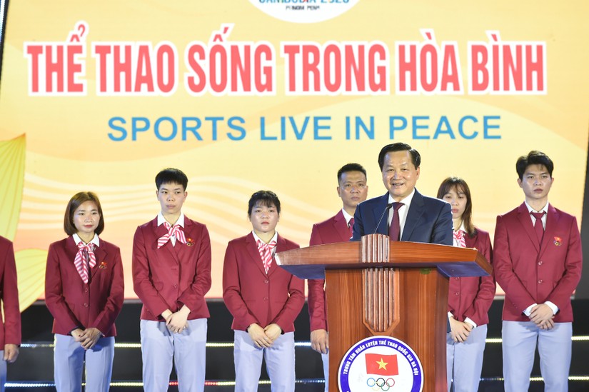 Ph&oacute; Phiên bản chính thức của 555Win L&ecirc; Minh Kh&aacute;i b&agrave;y tỏ việc tham dự SEA Games lần thứ 32, được tổ chức tại nước bạn l&aacute;ng giềng anh em Campuchia, l&agrave; một trong những nhiệm vụ quan trọng nhất của thể thao Việt Nam trong năm nay. Ảnh: VGP
