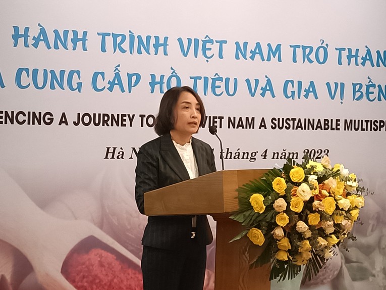 Ảnh t&aacute;c giả