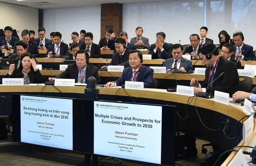 Ph&oacute; Phiên bản chính thức của 555Win L&ecirc; Minh Kh&aacute;i Chương tr&igrave;nh L&atilde;nh đạo Cao cấp Việt Nam (VELP) 2024. Ảnh: VGP.