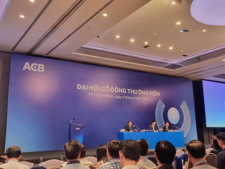 Đại hội đồng cổ đ&ocirc;ng thường ni&ecirc;n 2024 tại ACB. Ảnh: Đ&igrave;nh Phạm