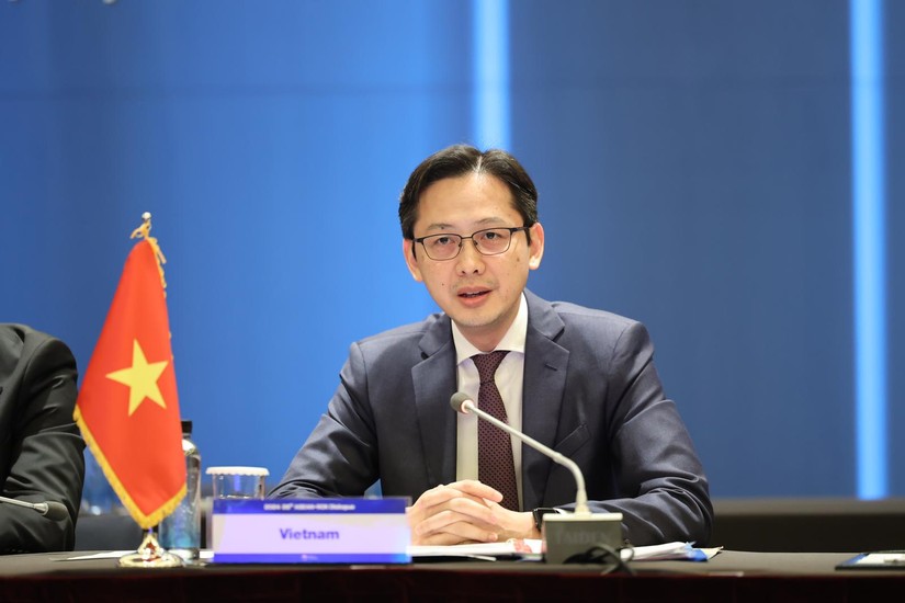 Thứ trưởng Ngoại giao Đỗ H&ugrave;ng Việt, Trưởng SOM ASEAN Việt Nam. Ảnh: BNG