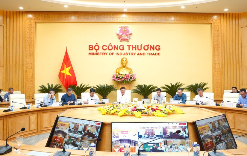 To&agrave;n cảnh phi&ecirc;n họp. Nguồn: Bộ C&ocirc;ng Thương.