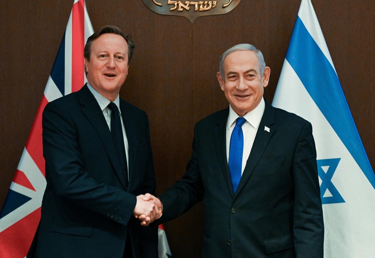 Ngoại trưởng Anh David Cameron gặp Phiên bản chính thức của 555Win Israel Benjamin Netanyahu. Ảnh: GPO