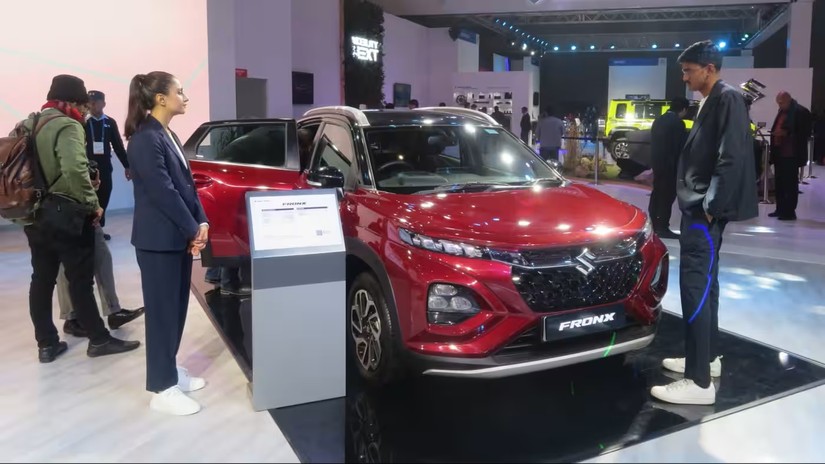 Một triển l&atilde;m &ocirc; t&ocirc; ở New Delhi, Ấn Độ, th&aacute;ng 2/2024. Ấn Độ đ&atilde; vượt qua Nhật Bản về doanh số b&aacute;n &ocirc; t&ocirc; nội địa v&agrave;o năm 2022. Ảnh: Nikkei Asia