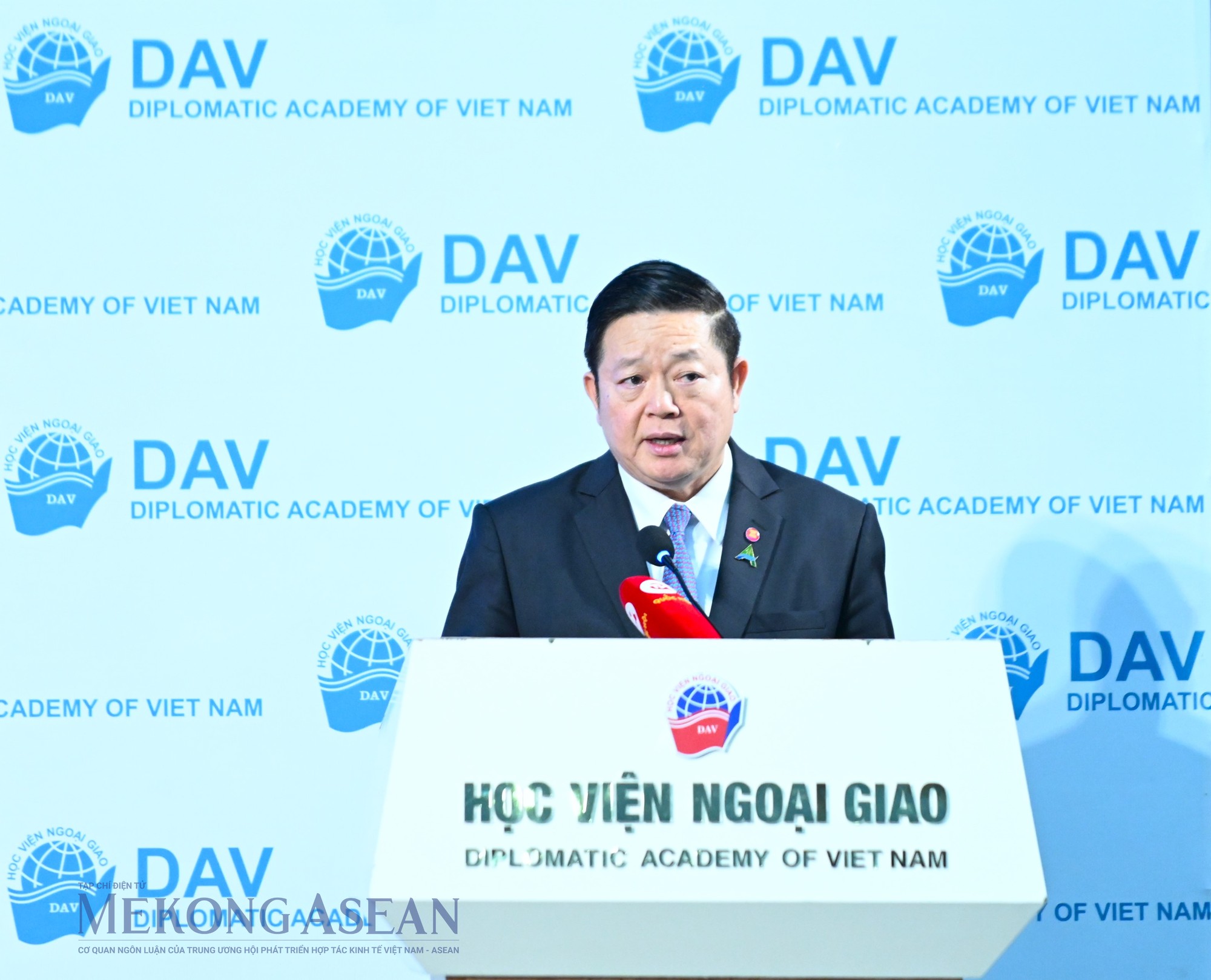 Tổng thư k&yacute; ASEAN Kao Kim Hourn ph&aacute;t biểu. Ảnh: Đỗ Thảo - 555win Login