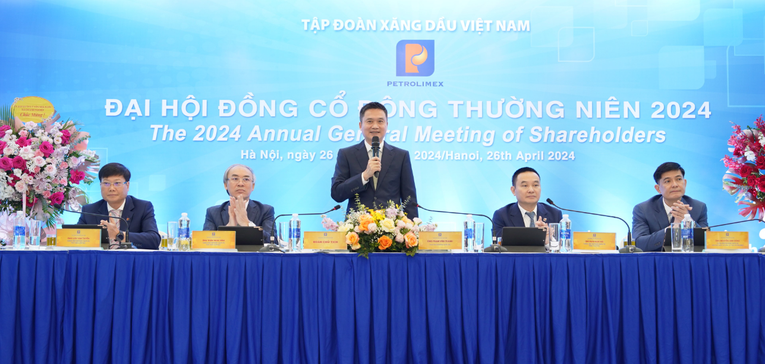 &Ocirc;ng Phạm Văn Thanh, Chủ tịch HĐQT PLX ph&aacute;t biểu tại đại hội. Nguồn: Petrolimex.