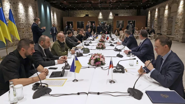 Ph&aacute;i đo&agrave;n Nga, Ukraine đ&agrave;m ph&aacute;n ở Thổ Nhĩ Kỳ, năm 2022. Ảnh: Sputnik