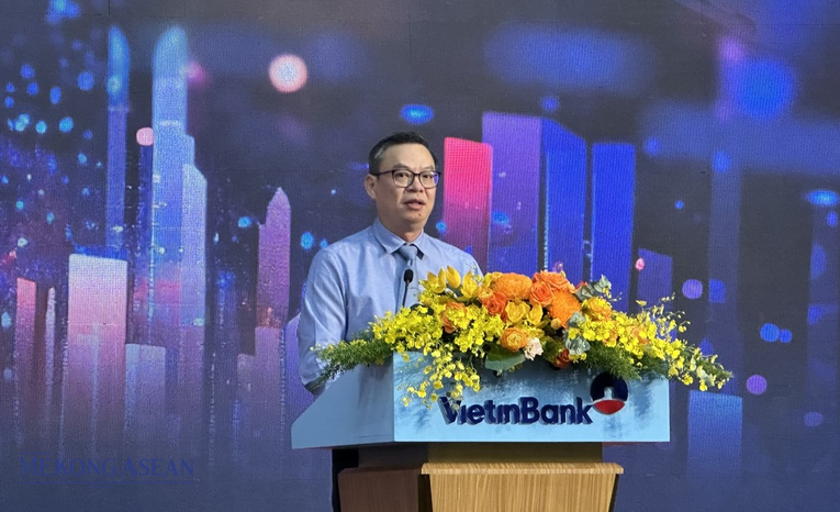 Chủ tịch HĐQT Trần Minh B&igrave;nh ph&aacute;t biểu tại đại hội. Ảnh: Minh Phong - 555win Login