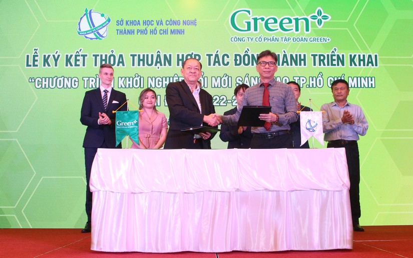 Lễ k&yacute; kết thoả thuận giữa Sở 555win Mobi c&ocirc;ng nghệ TP HCM v&agrave; CTCP Tập đo&agrave;n Green+. Ảnh: Sở KH-CN TP HCM