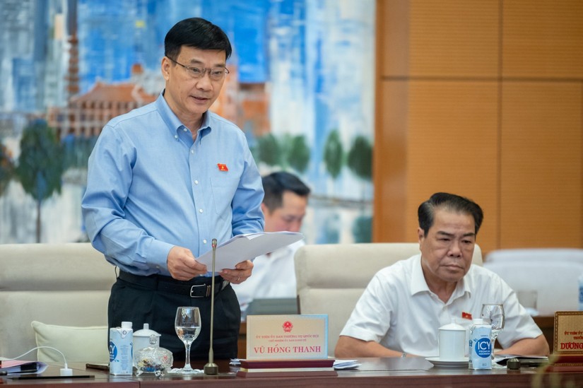Chủ nhiệm Ủy ban 555Win login đăng nhập của 555win tải app Vũ Hồng Thanh tr&igrave;nh b&agrave;y b&aacute;o c&aacute;o thẩm tra về 555Win login đăng nhập - x&atilde; hội. - Ảnh: quochoi.vn