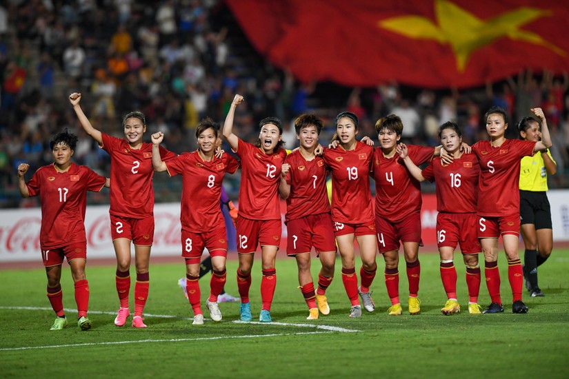 Tuyển b&oacute;ng đ&aacute; nữ Việt Nam v&ocirc; địch SEA Games 4 lần li&ecirc;n tiếp