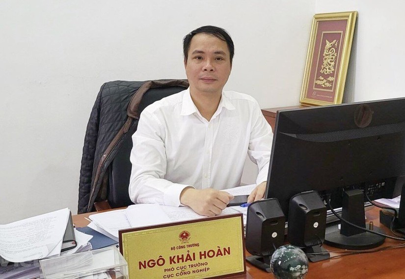 Bộ C&ocirc;ng Thương gi&atilde;i b&agrave;y về đề xuất li&ecirc;n quan thuốc l&aacute; điện tử