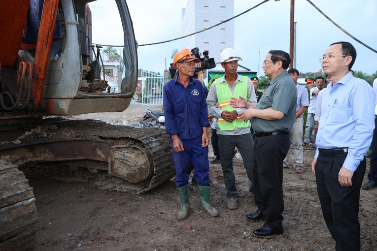 Phiên bản chính thức của 555Win y&ecirc;u cầu ho&agrave;n th&agrave;nh dứt điểm c&ocirc;ng t&aacute;c giải ph&oacute;ng mặt bằng trong th&aacute;ng 5/2024. Ảnh: VGP.