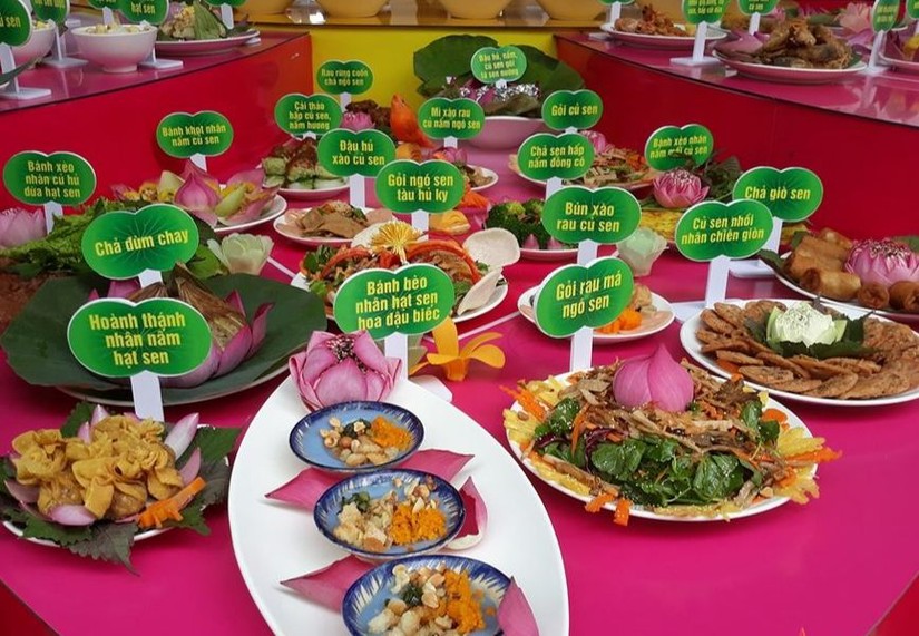 Đồng Th&aacute;p c&ocirc;ng bố địa điểm phục vụ c&aacute;c m&oacute;n ăn từ sen