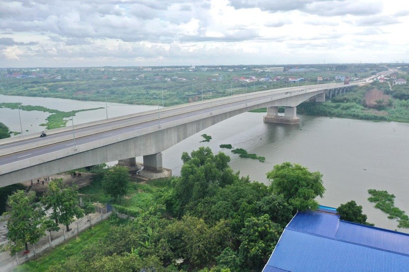 Đường v&agrave;nh đai 3 ở thủ đ&ocirc; Phnom Penh, Campuchia được đổi t&ecirc;n th&agrave;nh &ldquo;Đại lộ Tập Cận B&igrave;nh&rdquo;. Ảnh: Fresh News
