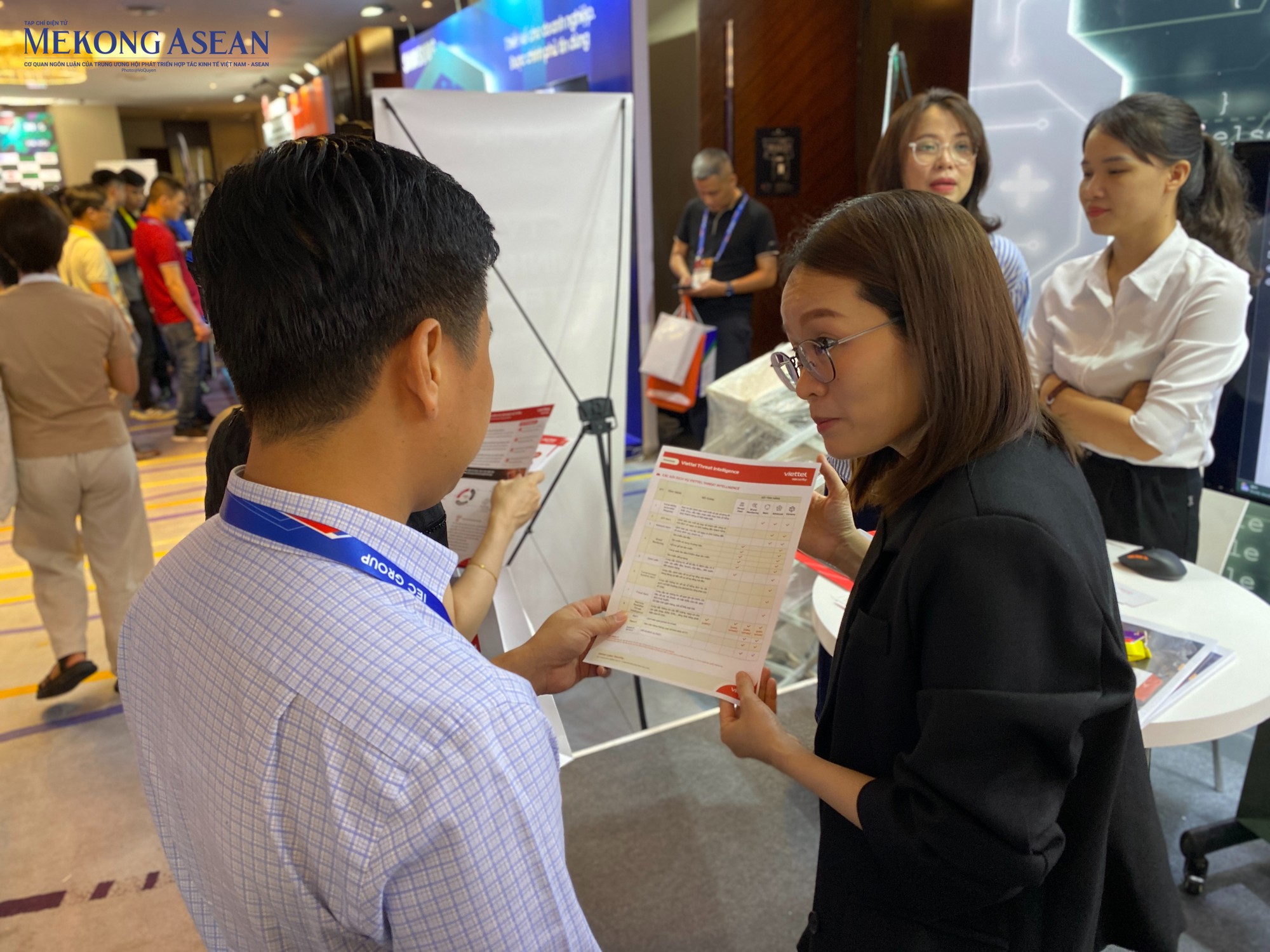 Hay như Viettel Cyber Security giới thiệu tại triển l&atilde;m chương tr&igrave;nh đồng h&agrave;nh c&ugrave;ng Trang Nhà Cái 555win.com - Đăng Nhập +555k trưởng th&agrave;nh an to&agrave;n th&ocirc;ng tin với mục ti&ecirc;u bảo vệ cho Trang Nhà Cái 555win.com - Đăng Nhập +555k, tổ chức trước c&aacute;c mối nguy an ninh mạng đồng thời giải quyết b&agrave;i to&aacute;n thiếu hụt nh&acirc;n sự trong lĩnh vực an to&agrave;n th&ocirc;ng tin. Ảnh: H&agrave; Anh/555win Login.
