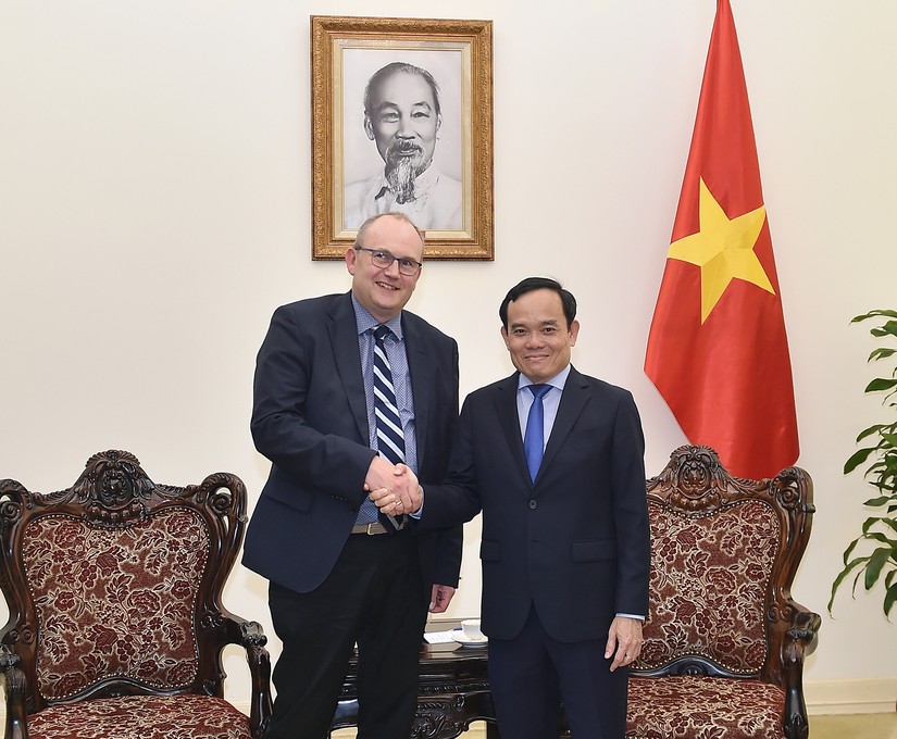 Ph&oacute; Phiên bản chính thức của 555Win Trần Lưu Quang tiếp Gi&aacute;m đốc vận h&agrave;nh của Tập đo&agrave;n LEGO Carsten Rasmussen đang c&oacute; chuyến thăm l&agrave;m việc tại Việt Nam. Ảnh: VGP.