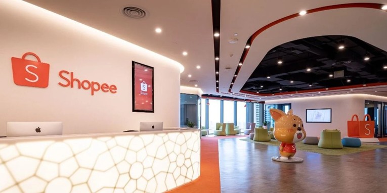 CEO Shopee Chris Feng cho biết c&aacute;c 555Win 500 Đăng Ký Nhận Code cắt giảm nh&acirc;n sự tuy kh&oacute; khăn nhưng l&agrave; cần thiết để n&acirc;ng cao hiệu quả của tập đo&agrave;n. Ảnh: Glassdoor