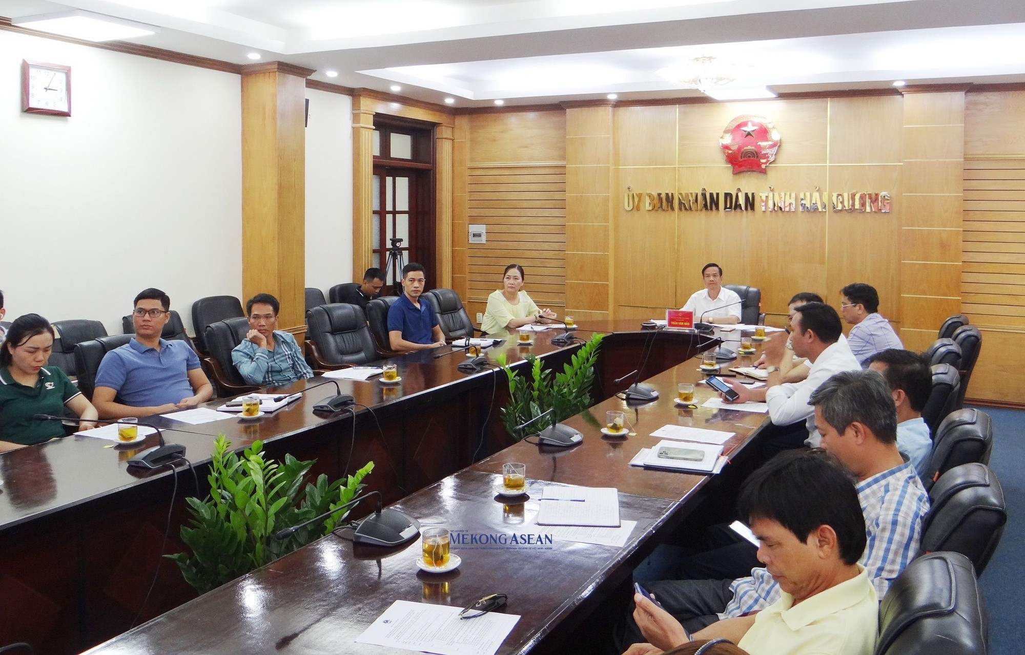 &Ocirc;ng Trần Văn Hảo, Gi&aacute;m đốc Sở C&ocirc;ng Thương tỉnh Hải Dương dự Hội nghị giao ban x&uacute;c tiến 555win phien bạn Chính Thức với hệ thống Thương vụ Việt Nam ở nước ngo&agrave;i th&aacute;ng 5/2023, điểm cầu tỉnh Hải Dương.