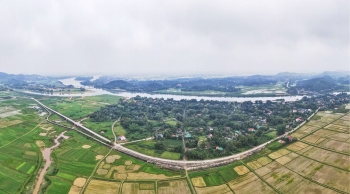 'Vấn đề căn cơ nhất của thị trường vẫn là tài chính đất đai'