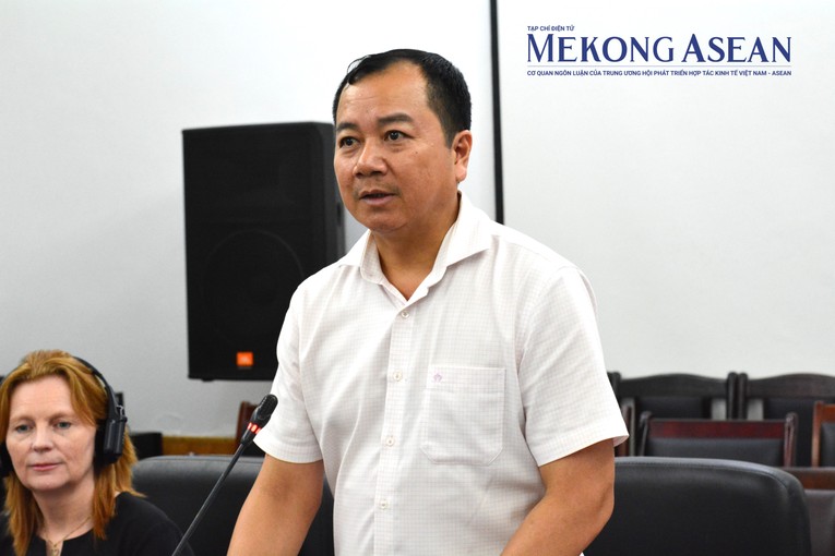 Ảnh t&aacute;c giả