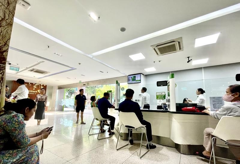 Vietcombank mở th&ecirc;m 4 điểm b&aacute;n v&agrave;ng miếng SJC