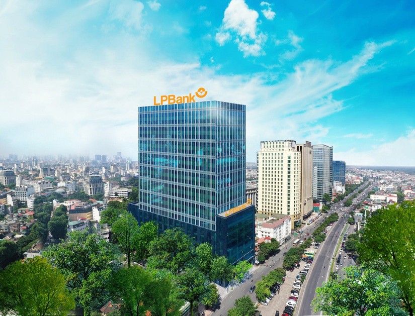 LPBank l&agrave; một trong những ng&acirc;n h&agrave;ng c&oacute; tốc độ tăng trưởng ấn tượng trong 3 qu&yacute; đầu năm.
