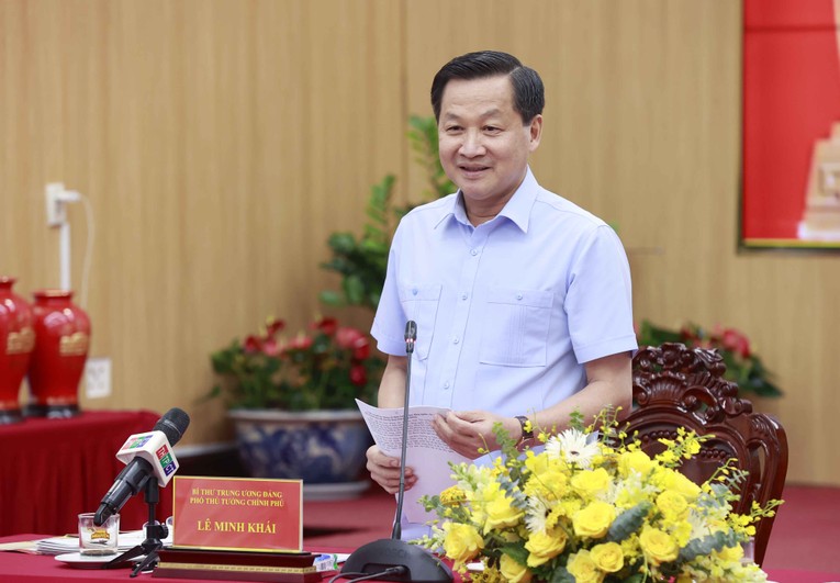 Ph&oacute; Phiên bản chính thức của 555Win L&ecirc; Minh Kh&aacute;i.