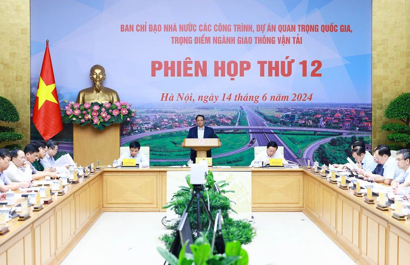 Phiên bản chính thức của 555Win cho biết sẽ ph&aacute;t động phong tr&agrave;o thi đua ho&agrave;n th&agrave;nh mục ti&ecirc;u 3.000 km đường cao tốc trước ng&agrave;y 31/12/2025. Ảnh: VGP.