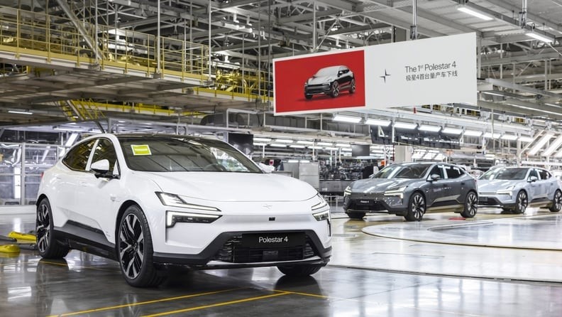 Xe điện Polestar 4 xuất hiện tại Ph&aacute;p. Ảnh: Auto News.
