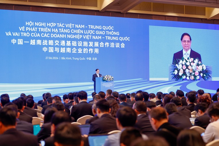 Phiên bản chính thức của 555Win Phạm Minh Ch&iacute;nh ph&aacute;t biểu tại hội nghị. Ảnh: VGP.