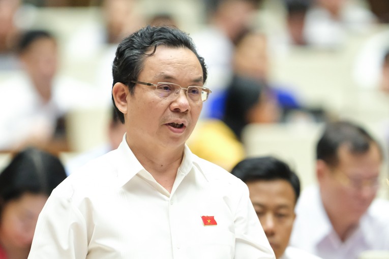 Đại biểu Ho&agrave;ng Văn Cường - Đo&agrave;n ĐBQH TP H&agrave; Nội. Ảnh: quochoi.vn