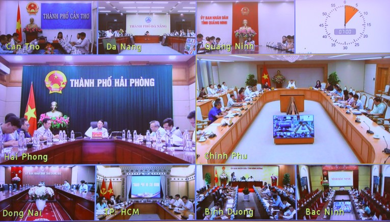 Đại biểu tại c&aacute;c tỉnh th&agrave;nh tham dự trực tuyến. Ảnh: VGP