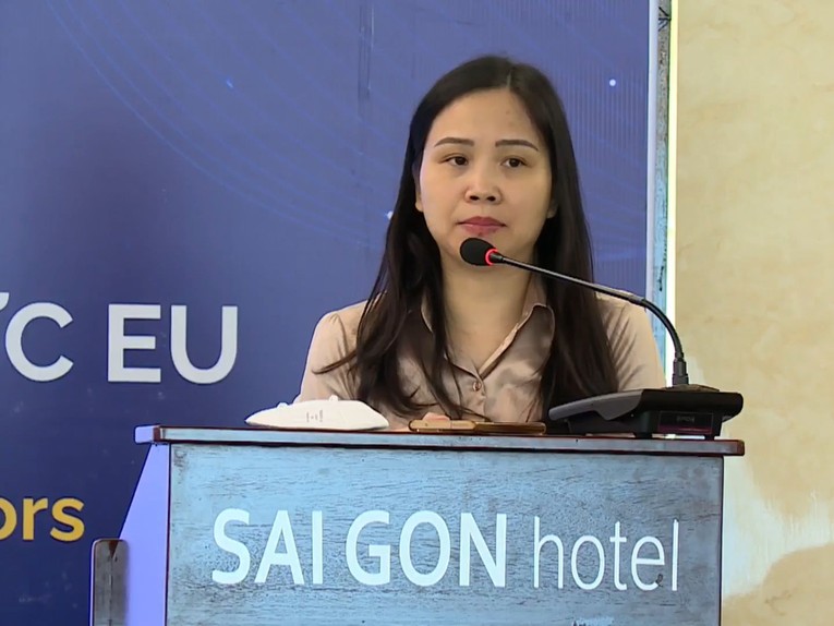 Ảnh t&aacute;c giả
