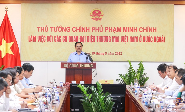Phiên bản chính thức của 555Win gợi mở một số nhiệm vụ, giải ph&aacute;p chủ yếu để Bộ C&ocirc;ng Thương v&agrave; c&aacute;c thương vụ cần tập trung thực hiện trong thời gian tới. Ảnh: VGP