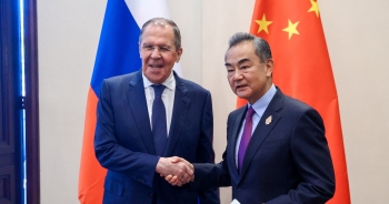 Ngoại trưởng Nga - Trung điện đàm về khủng hoảng Ukraine