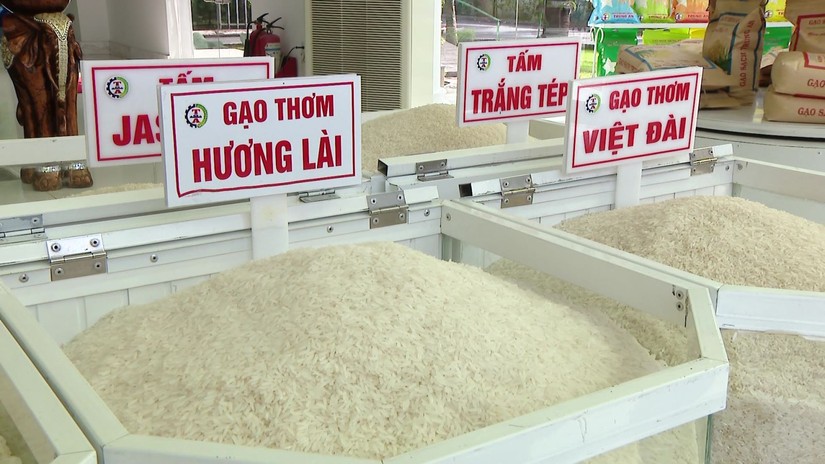 Gi&aacute; gạo Việt đang tăng cao. Ảnh: Đ&agrave;i Ph&aacute;t thanh Quảng Ng&atilde;i.