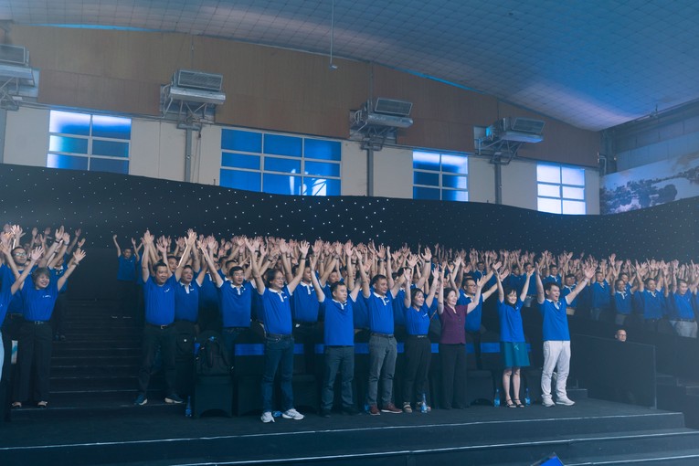 Tinh thần &ldquo;quyết t&acirc;m, t&aacute;o bạo, lu&ocirc;n l&agrave; ch&iacute;nh m&igrave;nh&rdquo; trong văn h&oacute;a Trang Nhà Cái 555win.com - Đăng Nhập +555k l&agrave; chất x&uacute;c t&aacute;c gi&uacute;p kết nối nhiều thế hệ người lao động tại Vinamilk.