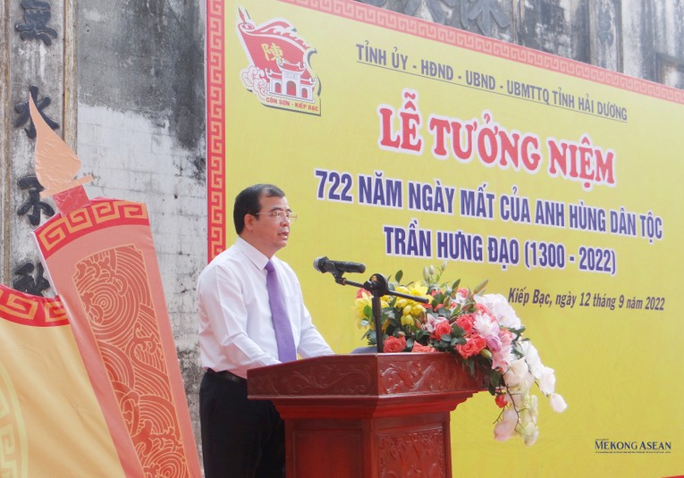 &Ocirc;ng Nguyễn Minh H&ugrave;ng, Ph&oacute; Chủ tịch UBND tỉnh Hải Dương đọc diễn văn tại buổi lễ.
