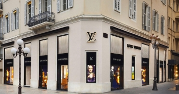 Louis Vuitton cắt giảm sử dụng điện để hưởng ứng tiết kiệm năng lượng