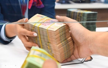 'Hạn mức tín dụng: Nên bỏ nhưng không phải bây giờ!'