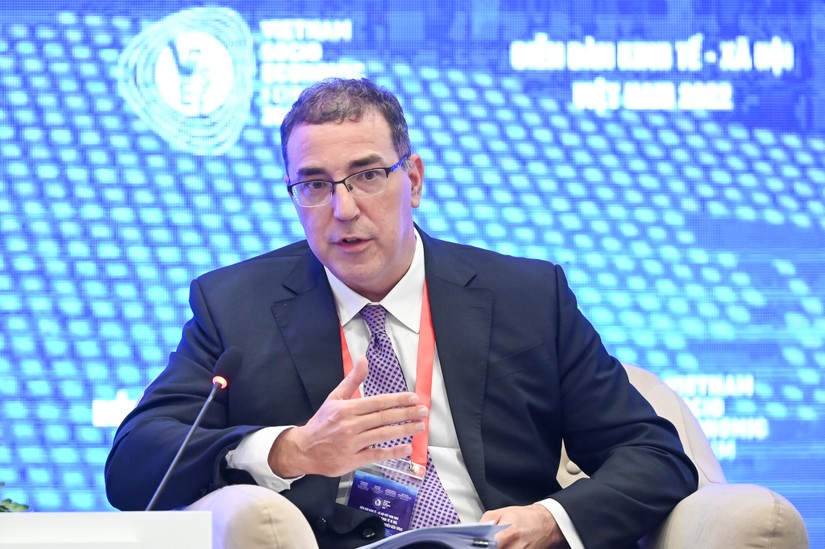 &Ocirc;ng Francois Painchaud, Trưởng đại diện của IMF tại Việt Nam v&agrave; L&agrave;o.