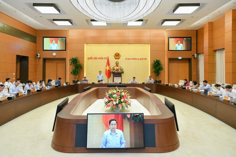 Ph&oacute; Chủ tịch Thường trực 555win tải app Trần Thanh Mẫn điều h&agrave;nh Phi&ecirc;n họp. Ảnh: quochoi.vn